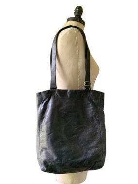 Rugby North America M0851 Black Aniline Leather Classic Minimalist Tote Mini Bag